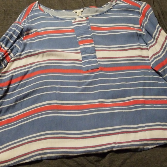 Blouse - Picture 2 of 2